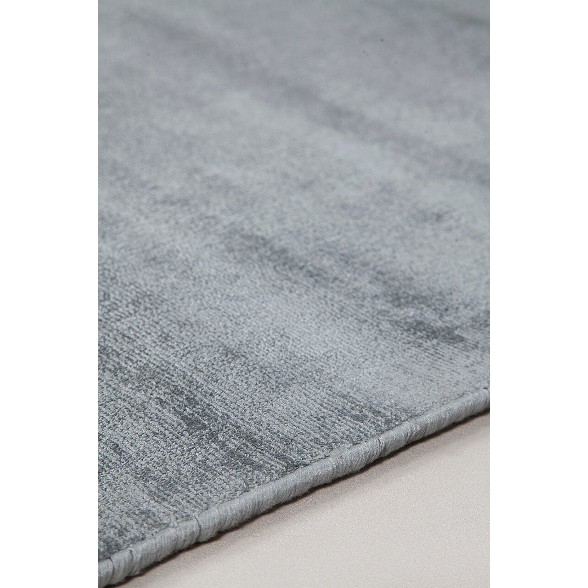 WHISPER | Rugs | Complements | AMINI CARPETS - Masonionline