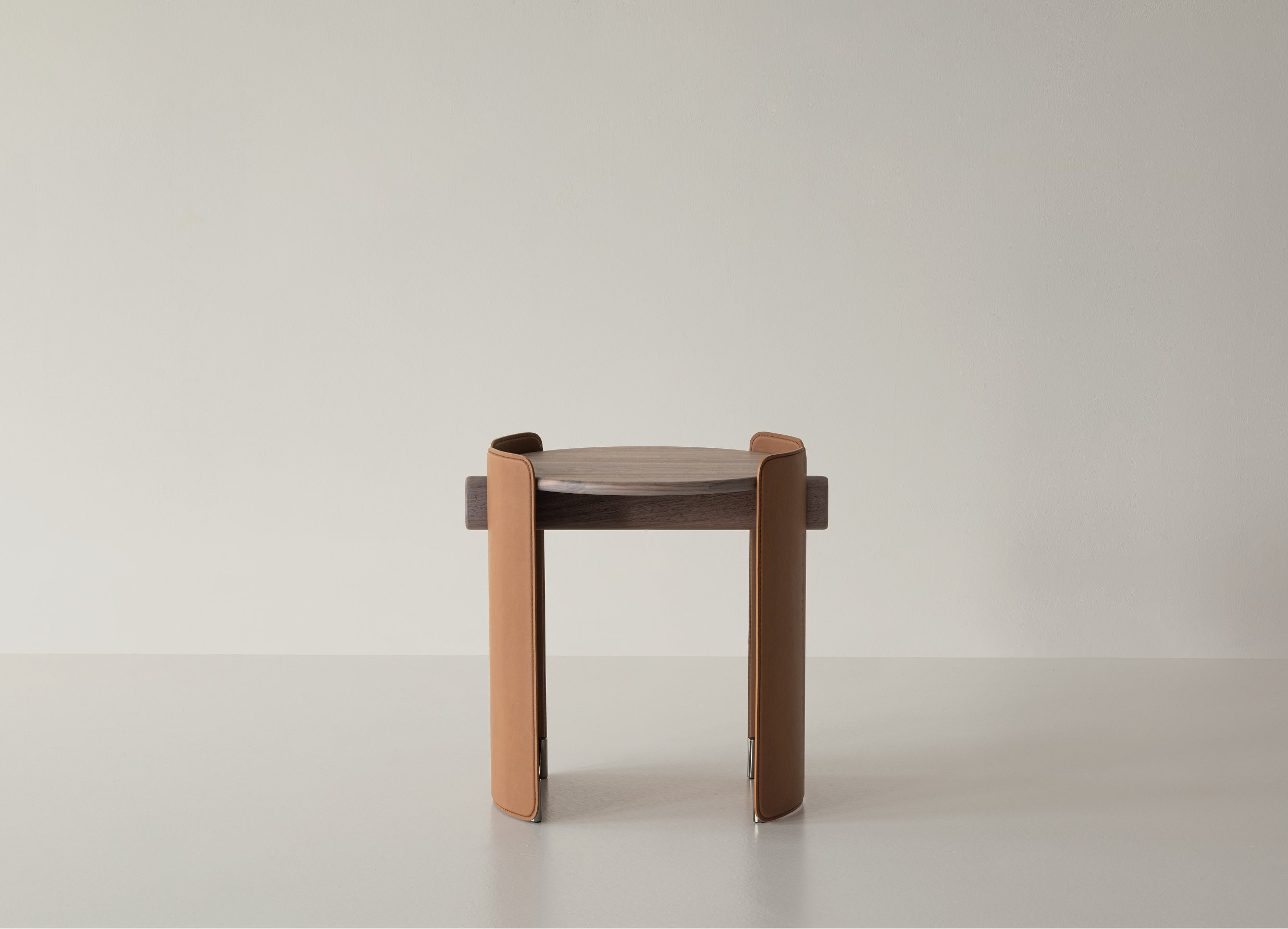 MAORI COFFEE TABLE | Low Tables | Complements | CIERRE 1972 - Masonionline