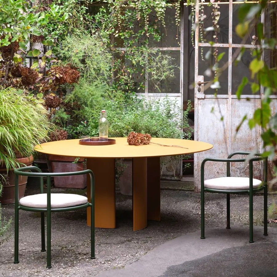 NACA ROUND | Fixed Tables | Tables | FAST - Masonionline