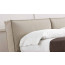 Letto imbottito BEAUTY di Spagnol. 